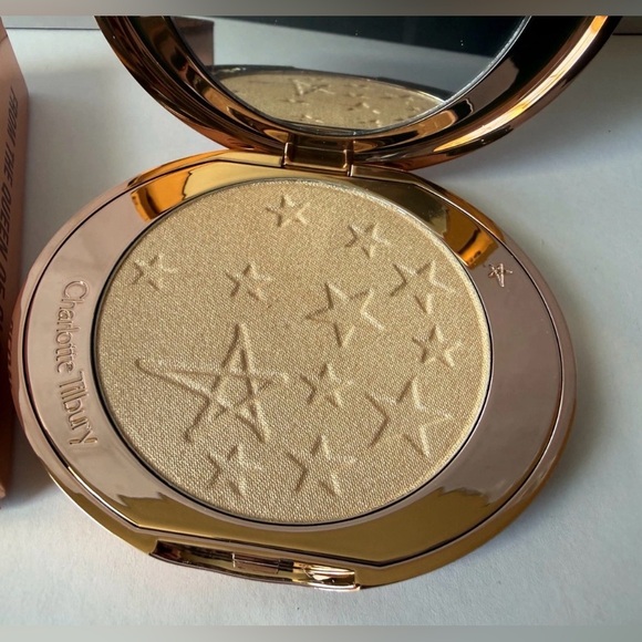 Charlotte Tilbury Hollywood Glow Glide Face Highlighter- Moonlit Glow - NEW - Picture 3 of 6